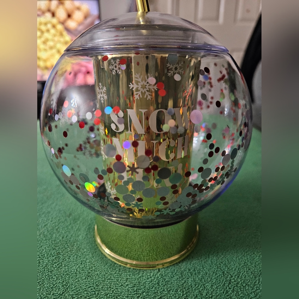 SNOW MUCH FUN GLOBE CUP W/ STRAW.